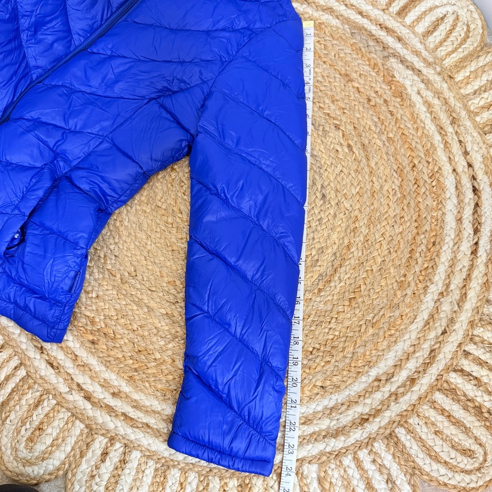 🌾 Calvin Klein Chevron Quilted Packable Puffer Coat in Royal Blue - Picture 7 of 9